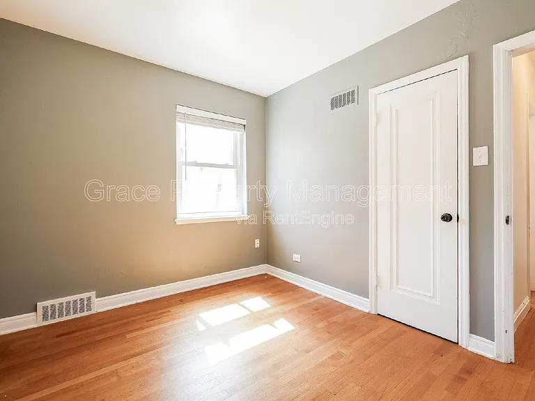 2856 Elm St — Photo 15