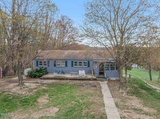 5400 L Dr S, East Leroy, MI 49051