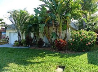 12265 Eldon Dr, Largo, FL 33774