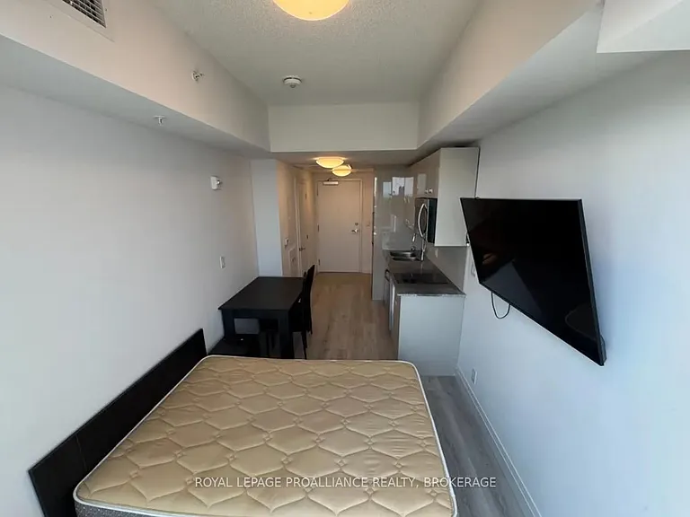 652 Princess St #1002 — Photo 6