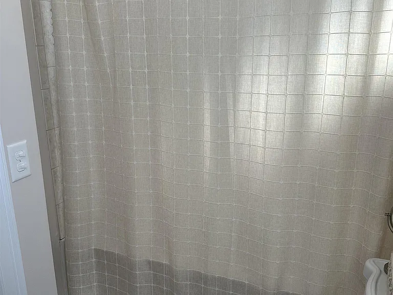 9 Winthrop Ct #1 — Photo 6