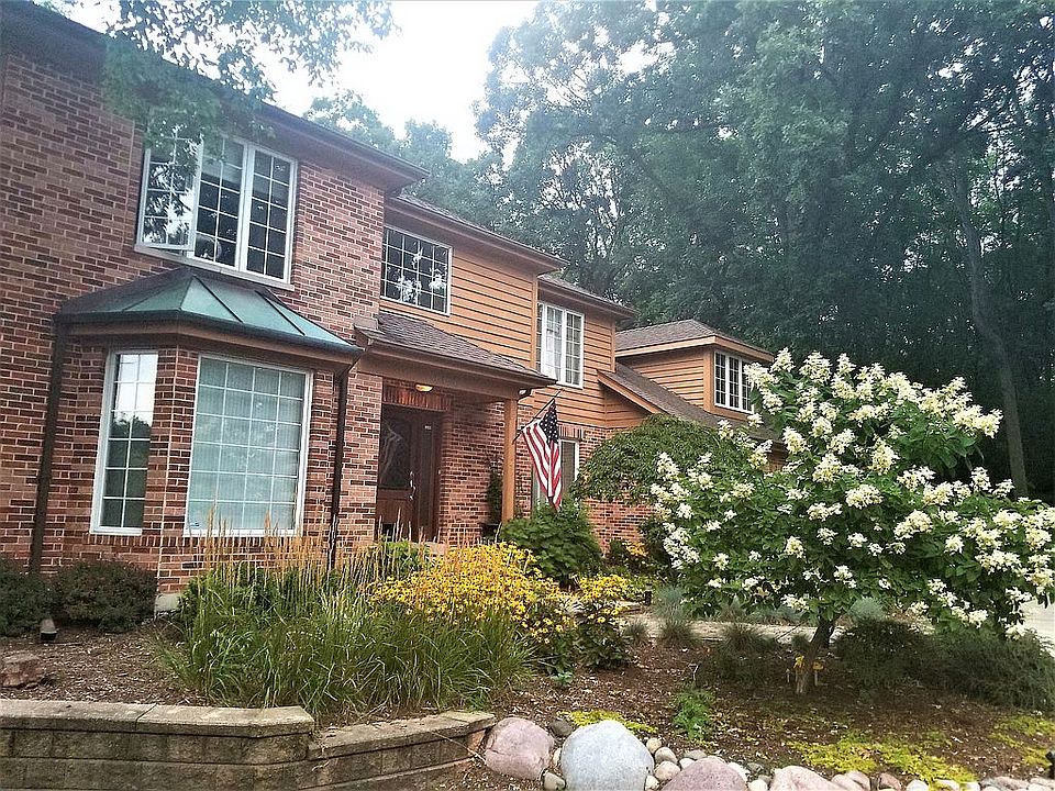 1st image of 6166 Shorewood Ct