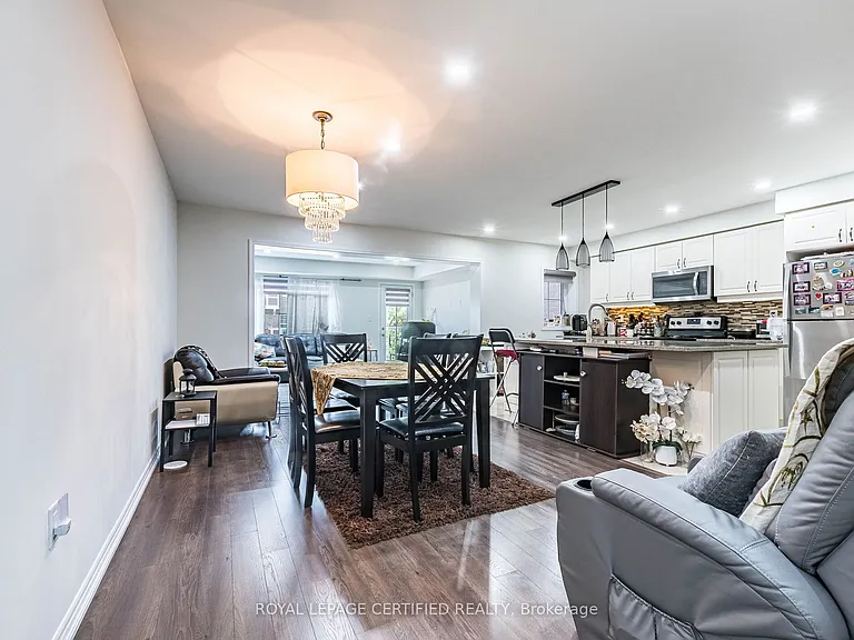 581 Allport Gate — Photo 10