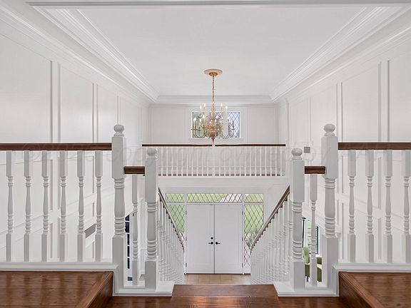 5th image of 1014 Quail Pl