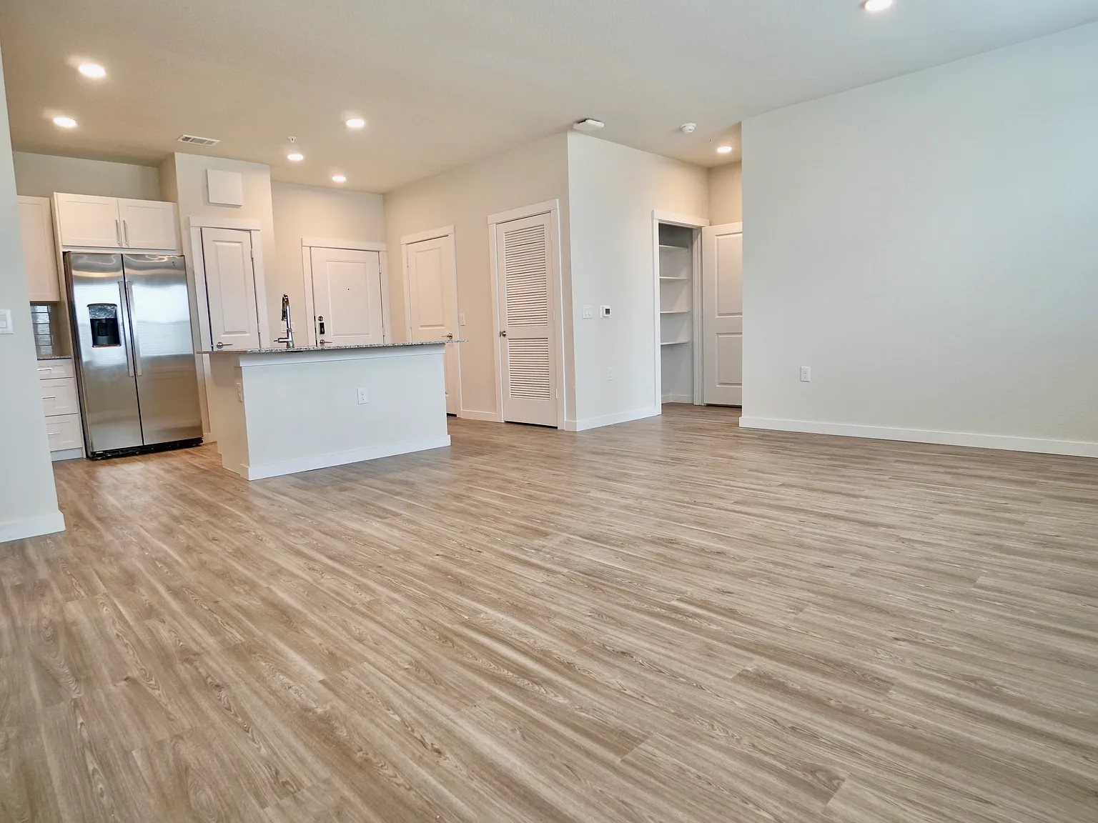 2 bed, 1180 sqft, $1,350 — Photo 1