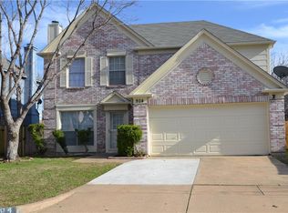 904 Danforth Pl, Arlington, TX 76017