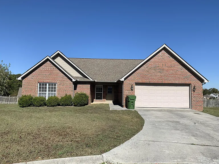 2517 Tyvola Ct — Photo 1