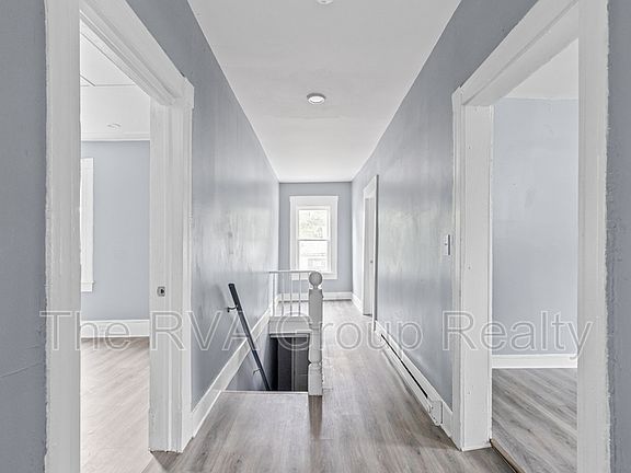 5th image of 1127 Hinton St #B