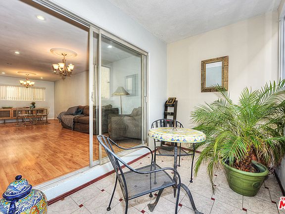 3rd image of 1120 24th St APT B