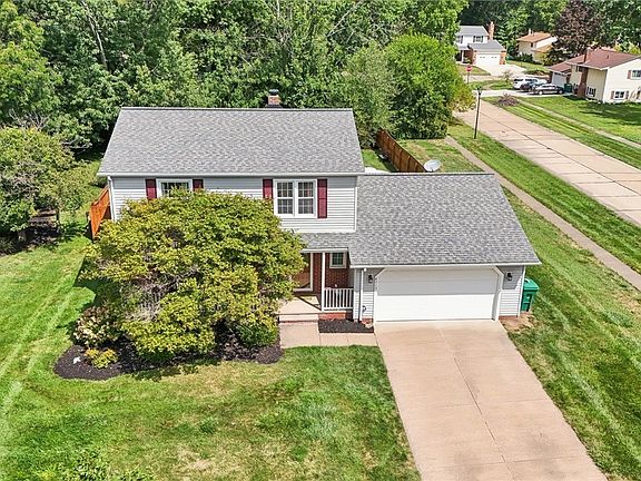 3rd image of 8713 W Cliffwood Ct