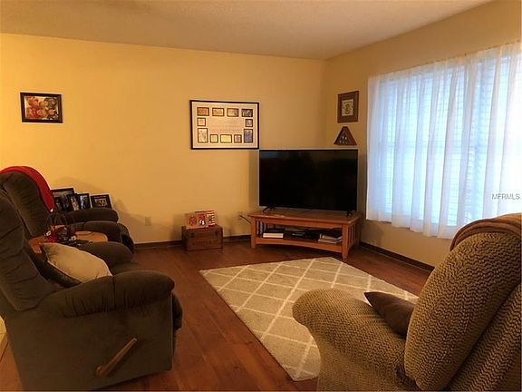 5th image of 3028 Dillman Dr