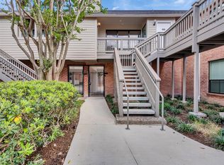 2829 Timmons Ln APT 204, Houston, TX 77027