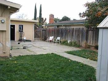 2nd image of 5917 Garibaldi St