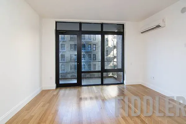Rented by The KCI Group | media 34