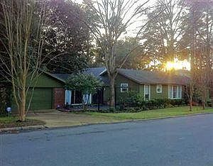 2nd image of 4001 Maryland Ave