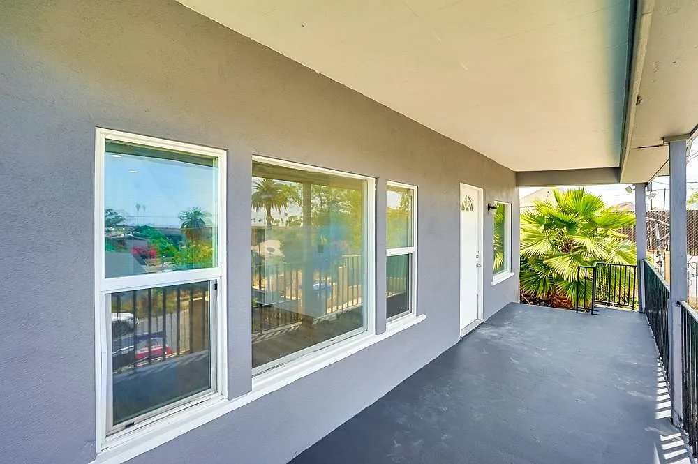 3085 Inez St — Photo 4