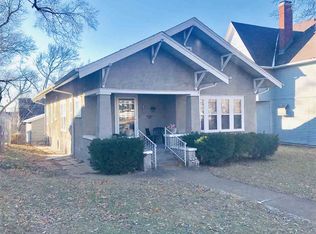 806 7th St, Fairbury, NE 68352