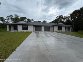 2542 Hester Ave SE, Palm Bay, FL