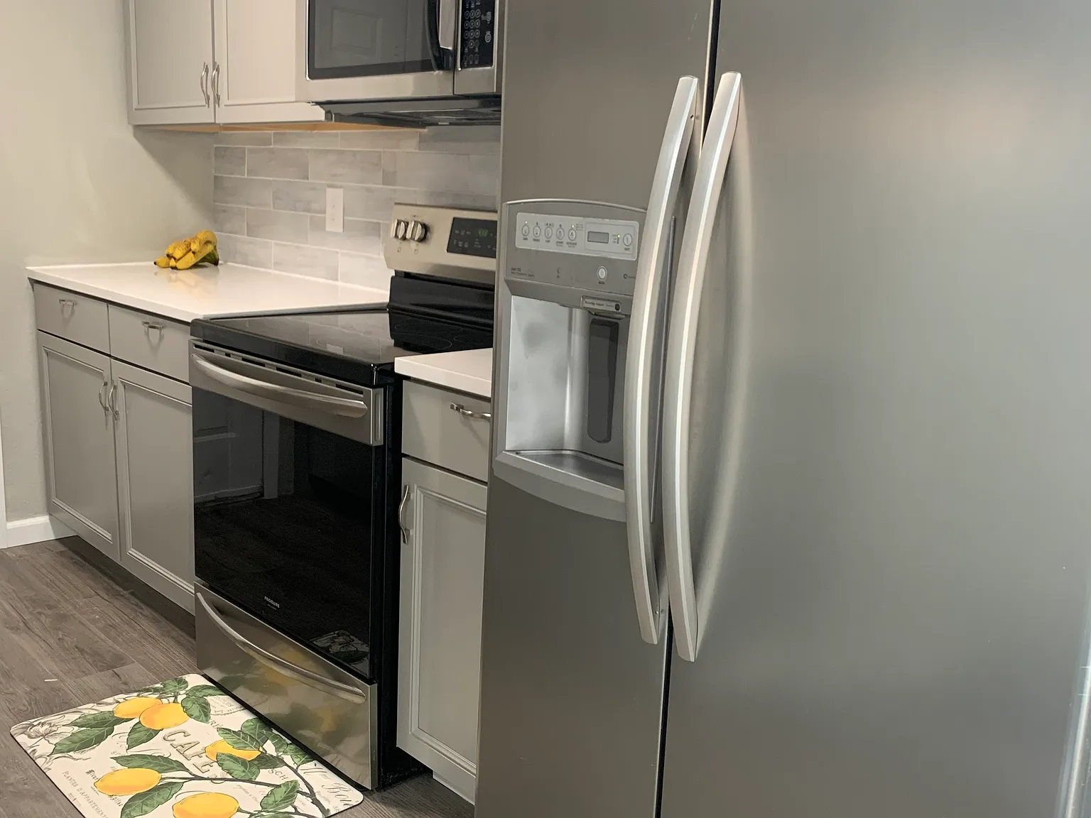 5 bed, 1800 sqft, $900 — Photo 2