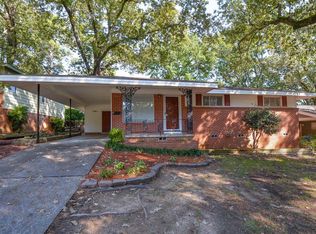 11 Irving Dr, Little Rock, AR 72204