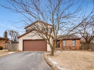 1041 Hobart Ave, Downers Grove, IL 60516