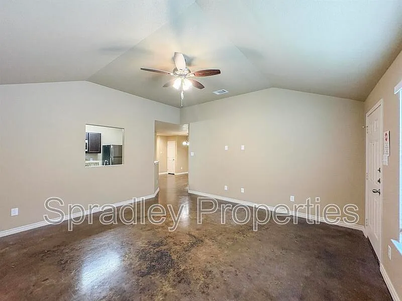 Building Photo - 912A Mason Dr