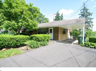 1105 Fitzwatertown Rd, Roslyn, PA 19001