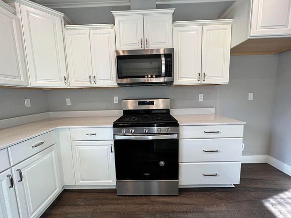5th image of 20201 Ballentine Dr