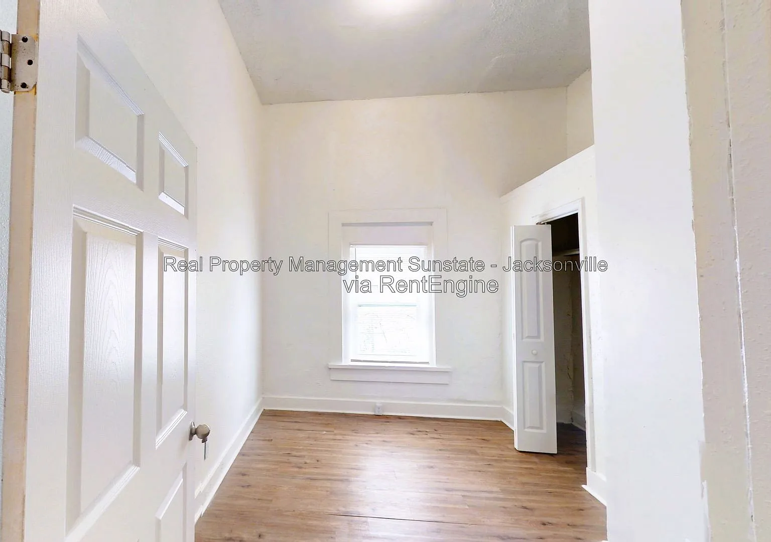 2 bed, 1.0 bath, 900 sqft, $875 — Photo 4