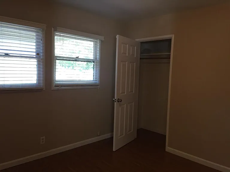 21 Holcomb Ct — Photo 9