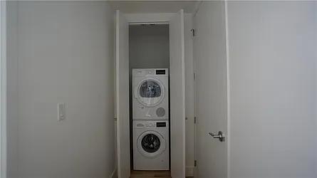 Rented by R New York