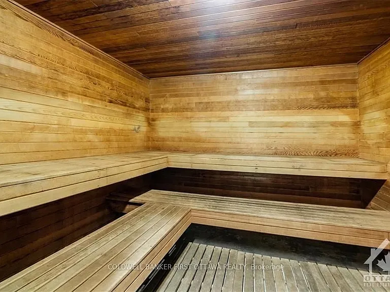 2759 Carousel Cres #307 — Photo 20