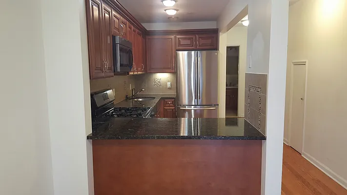 Rented by Urban Realty NYC | media 9