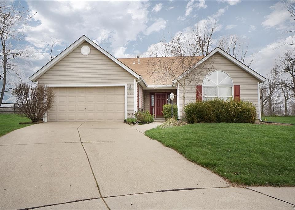 1st image of 220 Norman Ln
