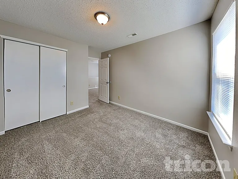 631 Fern St — Photo 11