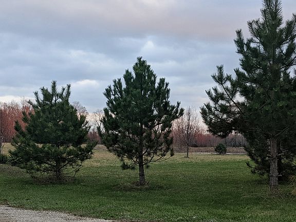 4th image of 7944 S Private Road 435 W