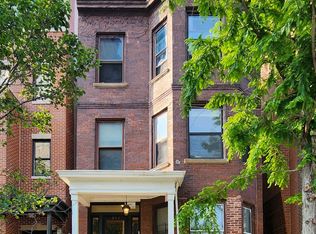 844 W Aldine Ave APT 2F, Chicago, IL 60657