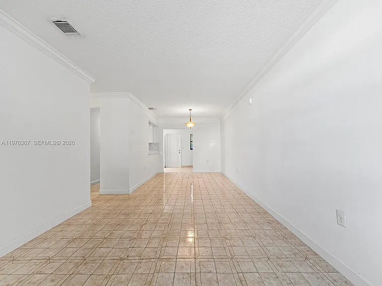 7121 SW 102nd Ct — Photo 3