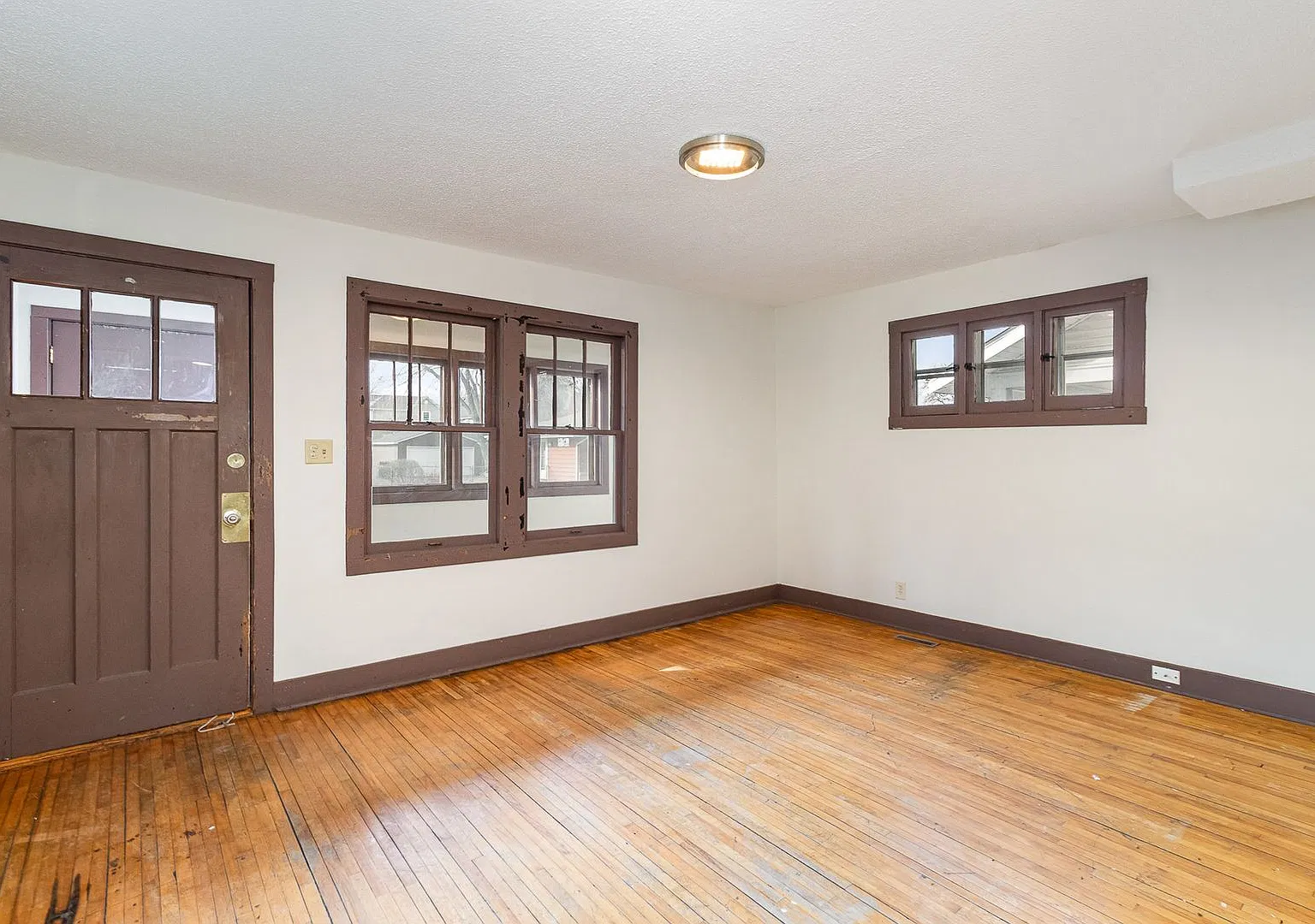 Spacious 4 Bed | 2 Bath Home Minutes from Grand Casino Arena — Photo 4