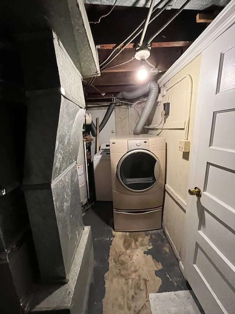 Lovely Hampden EOG 2bd/2ba Rowhome w CAC & W/D! Available now — Photo 4