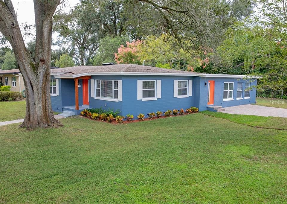 1st image of 1216 Newcastle Dr