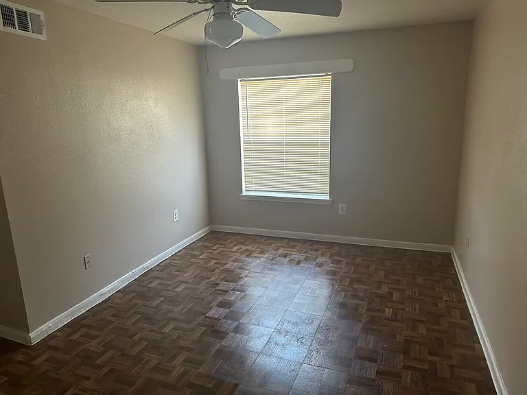 Reed Parque Townhomes — Photo 98