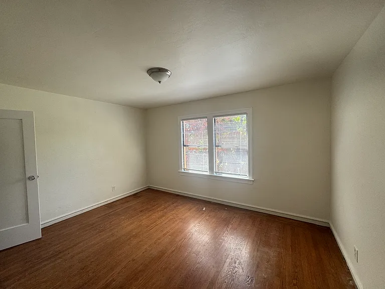 846 Alabama St #4 — Photo 9