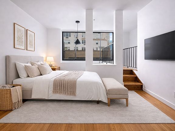 3rd image of 131 E 83rd St APT 7E