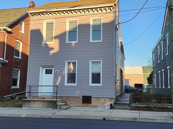 2nd image of 115 N Franklin St