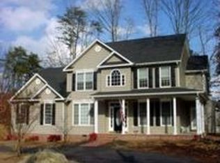 101 Riverdale Ln, Locust Grove, VA 22508