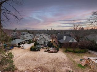 15 W Hillcrest Dr, Greenville, SC 29609