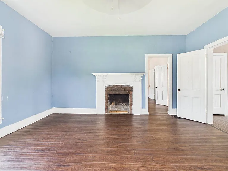 309 Broad St — Photo 2