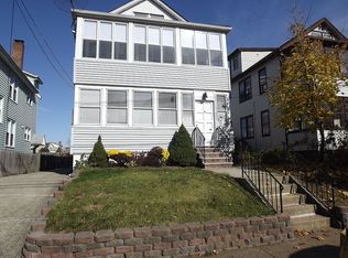 14 Gillespie Rd, Bloomfield, NJ 07003