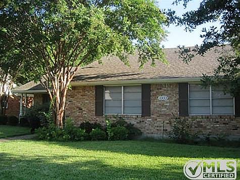 1st image of 10433 Chesterton Dr